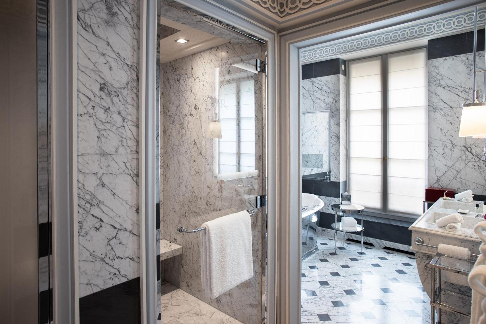 La Reserve Paris Hotel & Spa 외부 사진
